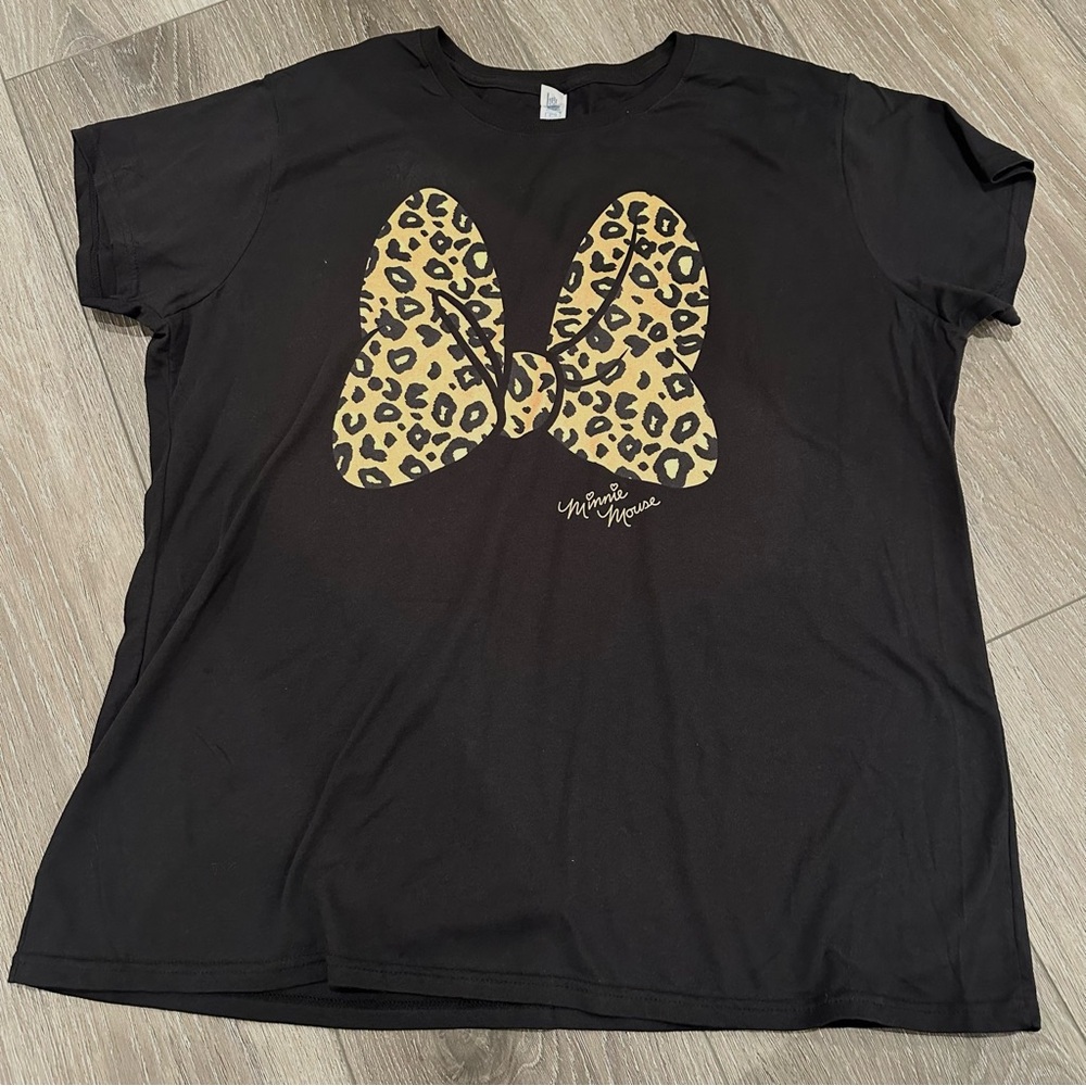 Disney Minnie Mouse Cheetah Tshirt Black Juniors Sizing